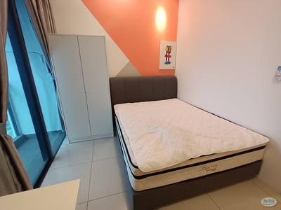 Balcony Room + Shared Bathroom ☀️Near MyTown Ikea 10-min walk to MRT Cochrane 2-stop Bukit Bintang 1-stop TRX - Pudu Morning Market C-633