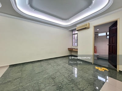 Ground floor unit Fully Renovated near to KL City