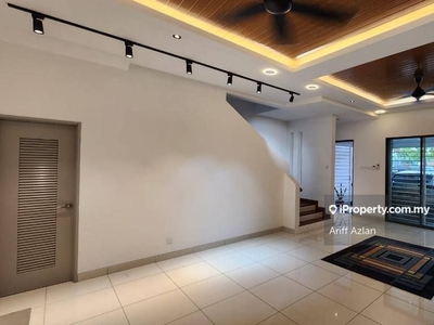 Luxurious Renovated & Nice Interior Superlink Viola Alam Impian
