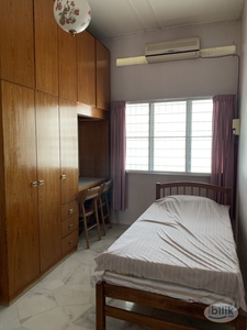 Middle Room available in Taman Rapat Damai, Ipoh, Perak