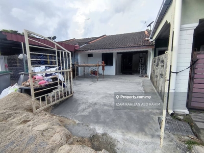 Renovated Single Storey @ Taman Pasir Putih, Pasir Gudang For Sale