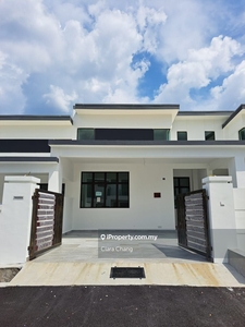 Single Storey Terrace House, Taman Mengkibol Kluang