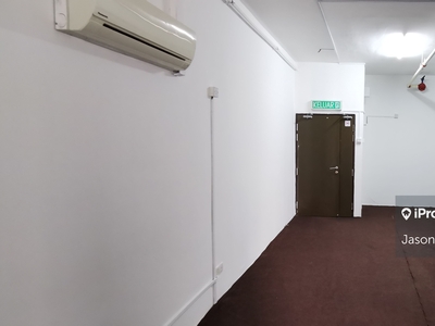 SOFO Middle Floor 1-Partition Room 2-Air Cond