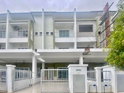 2.5 Storey Terrace House, Taman Sentosa Impian Sungai Merab, Bangi