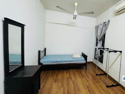 Titiwangsa Sentral Condominium Female room For Rent Middle room for rent at Titiwangsa Sentral Condominium