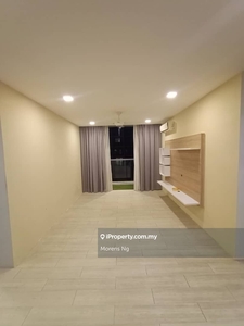 3bedroom 1390sf partial furnished unit for Rent