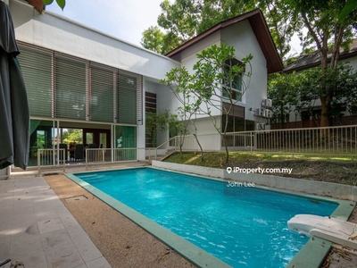 Beverly row , IOI resort city @ Putrajaya Bunglow house for rent