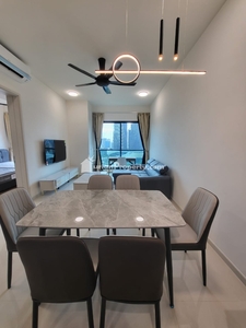 Condo For Sale at Solaris On The Park