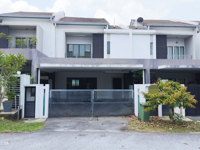 Double Storey Terrace 24’x74’ Laman Delfina Nilai Impian For Sale