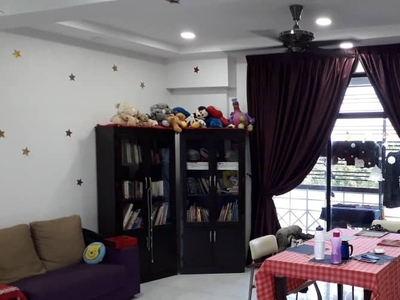 Mewah View Luxurious Apartments，Skudai / Tampoi @ 4 bedrooms for sale