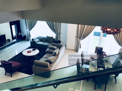 Sri petaling 3 and half Storey Semi D with lift Fully Furnished