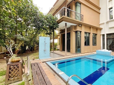 3 Storey Bungalow With Pool & Lift (Facing Forest)