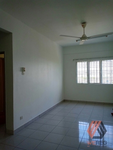 735sqft Kemuning Aman Apartment For Rent