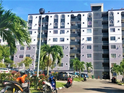 Block C, Gated and Guarded, Freehold, With lift, 5 min to INTI college