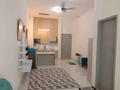 Core Soho - Fully Furnished Studio Move In Condition Walking Distance To Mall & Shops. Near ERL KLIA Transit