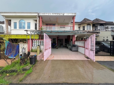 Double Storey Terrace House Taman Desa Serdang Seri Kembangan