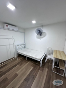 Female Unit Low Depo Room Rent + Air Cond at Bandar Puchong Jaya