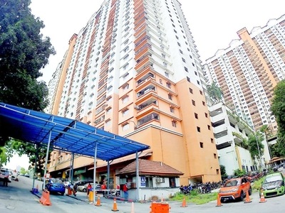 Flora Damansara Apartment