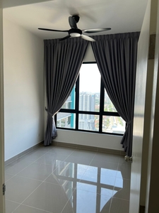 MKH BOULEVARD 2, KAJANG, SELANGOR SERVICED APARTMENT FOR RENT (NEW UNIT, PARTIALLY FURNISHED)