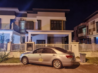 Pulai Hijauan Kangkar Pulai Semi D 5rooms Fully Furnished for Rent