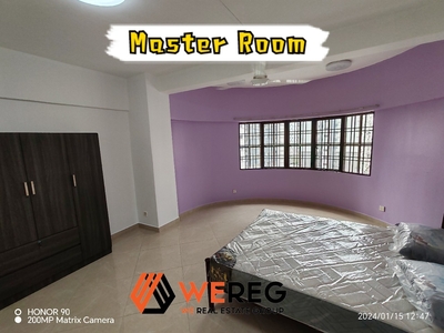 Regensi condo master room for rent only female
