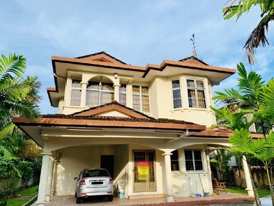 Saujana Akasia Country & Result bungalow for sale