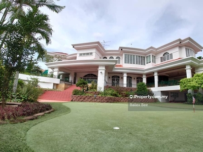 Exclusive Golf Resort House