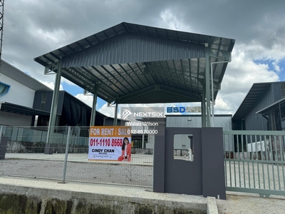 Batu Kitang Industrial Warehouse with OP (open space) for Rent