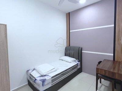 Single Room For Rent In Marina Residence, Near Southkey, Female Only