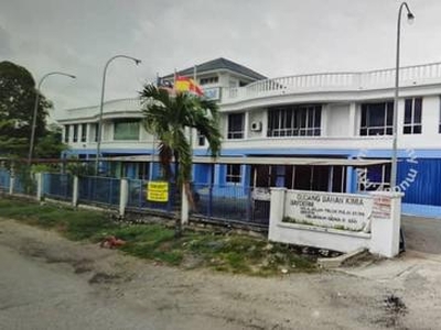 Factory / Warehouse / Office at Shah Alam Seksyen 27 For Rent