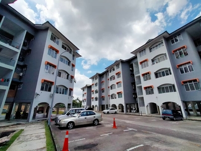 3 bedroom Daya View Apartment For Sale 925 Sqft