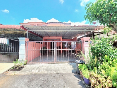 4 Bedrooms Double Storey Terrace FACING OPEN Bandar Tasik Puteri Rawang For Sale