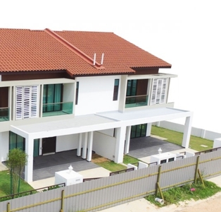 Bandar Dato Onn Double Storey Terrace Original unit for sale 26 x70