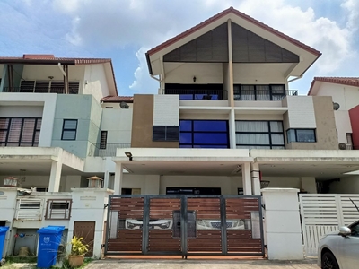 [GREAT DEAL] Renovated & Fully Extended 2.5 Storey Terrace House 5 Rooms at Cahaya Alam Section U12 Shah Alam for Sale