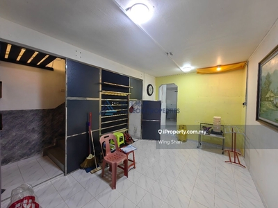 Low cost house Johor Jaya sell with good condition