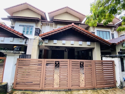 Not facing other house. Fully renovated. Tiara Setiawangsa.