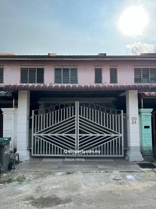 Taman Kota Masai, 4bedrooms fully renovated, for Bumi