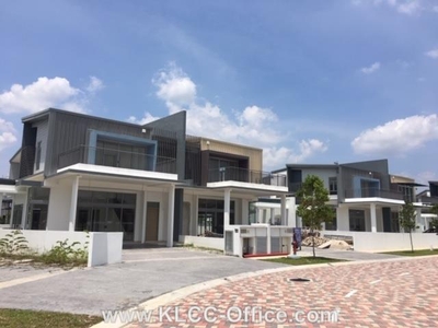 Terrace house for Sale