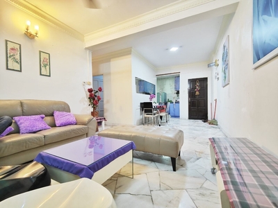 Vista Lavender Apartment Taman Kinrara Puchong 852sqft Furnished
