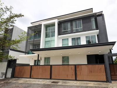[6500sf][8R9B]Kajang town 3 Storey bungalow House for rent , Taman Desa Ros, Kajang, Selangor