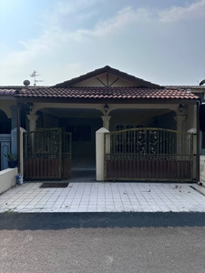 FACING OPEN Single Storey Terrace House Taman Sri Putra, Banting for sale