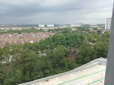 Sky Trees Apartment/ Bukit Indah/ For Rent