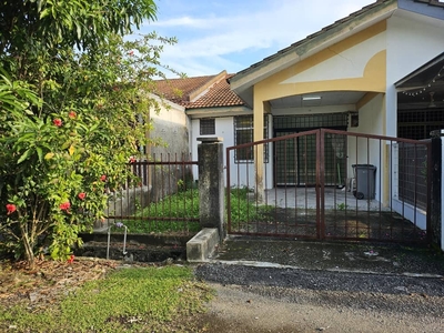 Taman Politeknik, Port Dickson, Negeri Sembilan, Single Storey Intermediate Terrace House