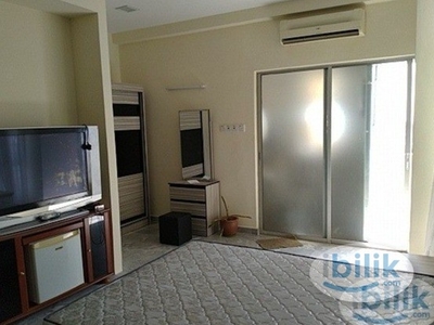 • MASTER SUITE ROOM W/ ATTACHED BATH & BALCONY