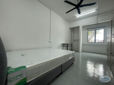 Middle Room with Aircon for RENT @ Kota Permai