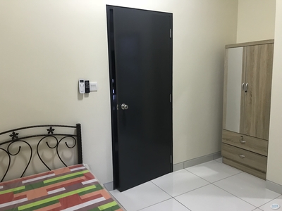 Single Room at Glenmarie Johor, Johor Bahru