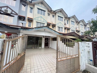 2 and half Storey Terrace House Rawang Perdana 2 Freehold