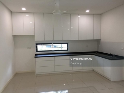 3-Storey Townhouse For Sale In Sunway Montana