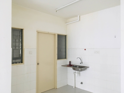 830sf 3 bedrooms | Seri Intan Apartment, Setia Alam/Alam Nusantara