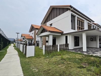 BEAUTIFUL BIG LAND CORNER NEW TERRACE HOUSE FOR SALE at Setia Warisan Tropika Belladonna Sepang Selangor Rumah Teres Baru Cantik untuk Dijual